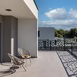 New! Luxury Alta - 50 M 2 Heated Pool Villa