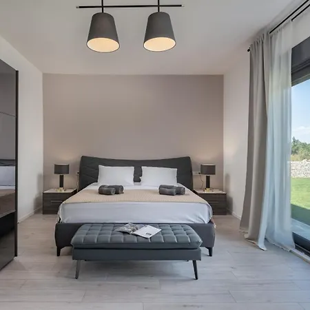 Villa New! Luxury Alta - 50 M 2 Heated Pool Juršići